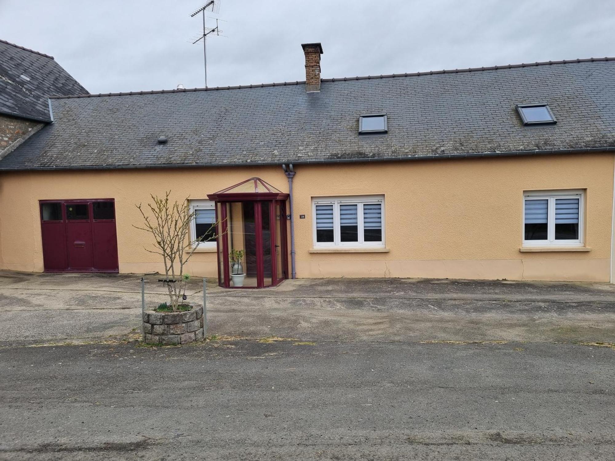 Maison De Famille Pre-en-Pail-Saint-Samson Exteriör bild